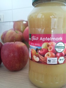 An apple a day... oder zwei. Oder 700g, gerieben.